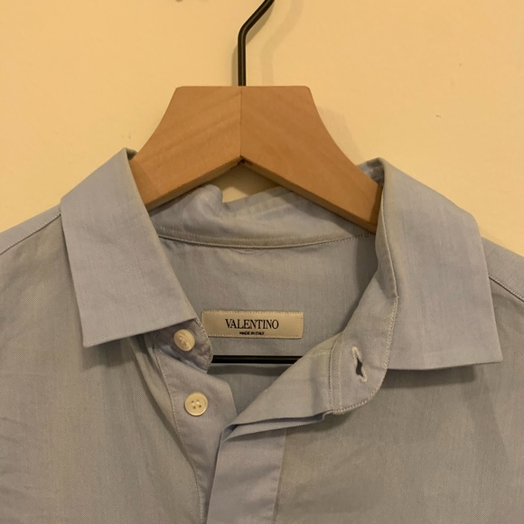 Valentino Mens pale blue short sleeve blouse / shirt. Fits S / M. - Picture 3 of 3